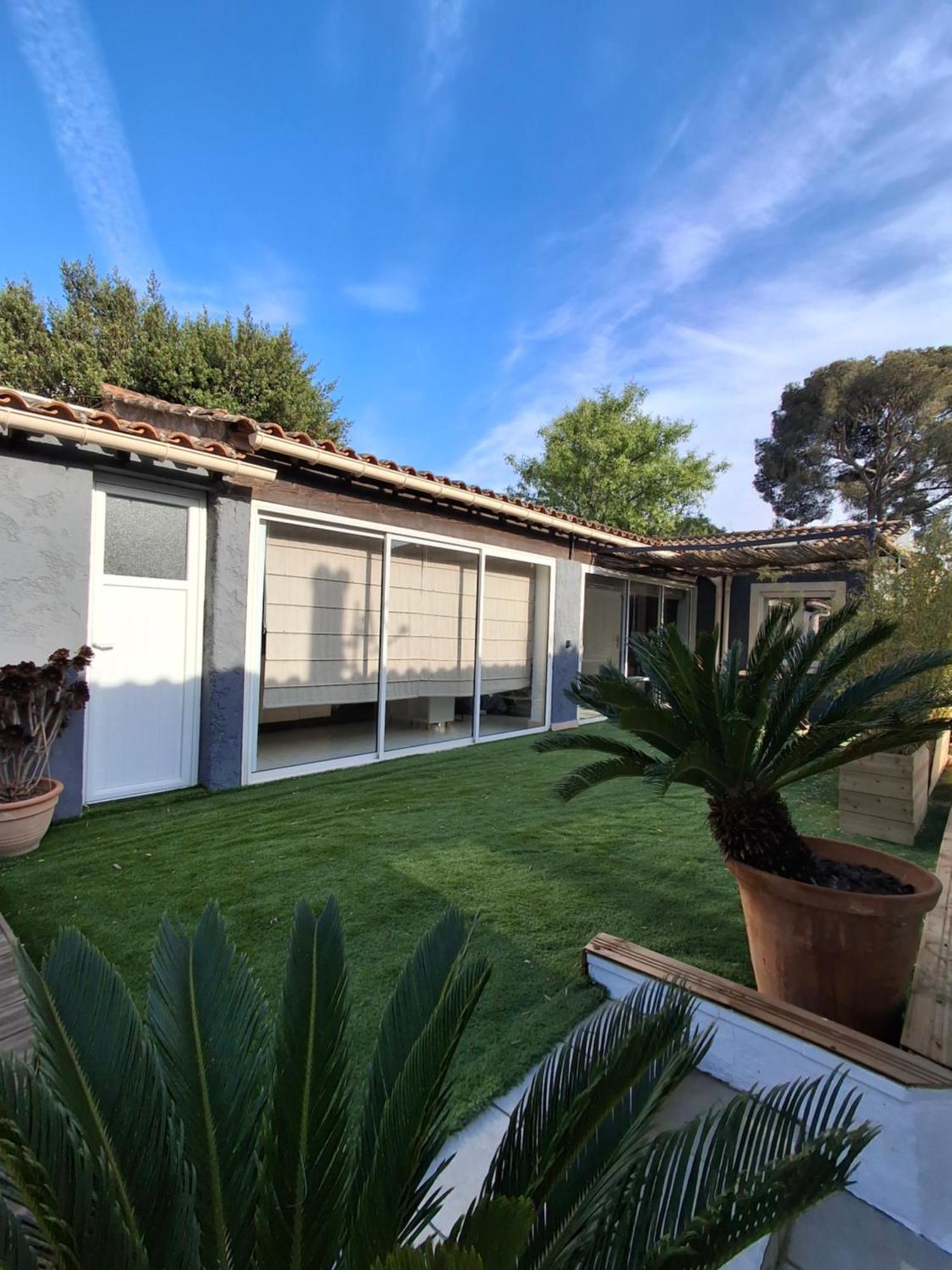 Maison Independante Avec Piscine Privative Pres De La Mer La Garde  Eksteriør billede