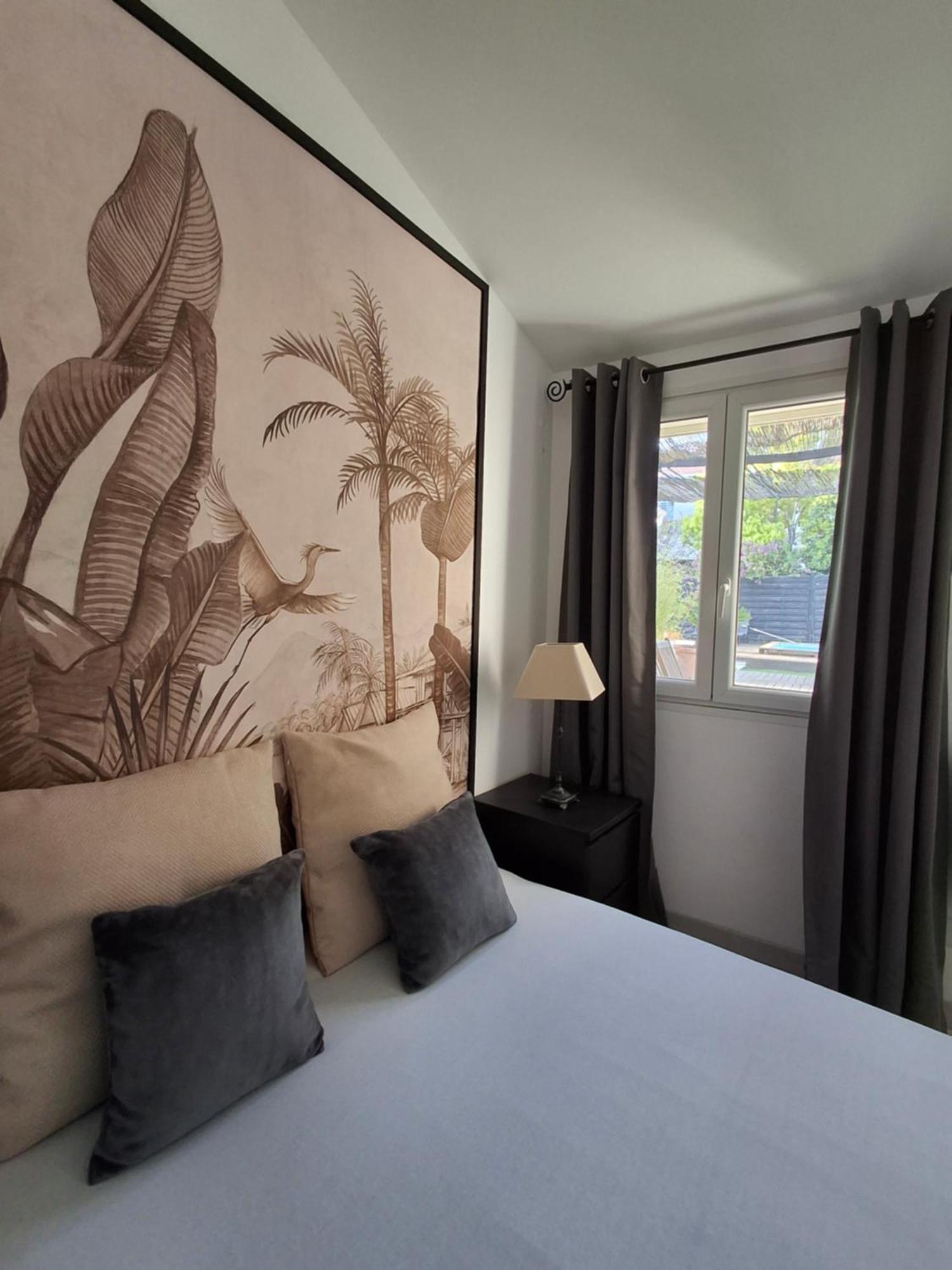 Maison Independante Avec Piscine Privative Pres De La Mer La Garde  Eksteriør billede